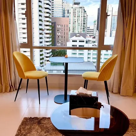 Sukhumvit13 Luxury Suite Bangkok Exterior photo