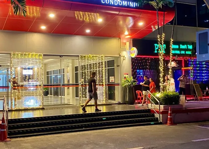 Sukhumvit13 Luxury Suite